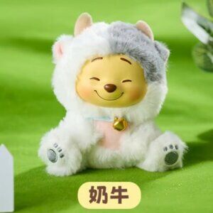 MINISO DISNEY WINNIE THE POOH SERIES NAUGHTY PARTY VINYL PLUSH - COW VACHE